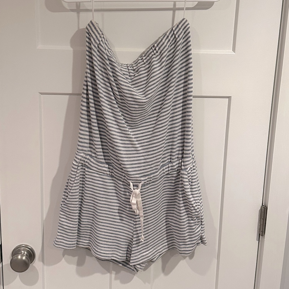 Soft Joie romper with pockets